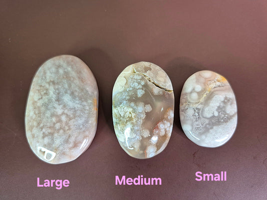Flower Agate Palm Stones