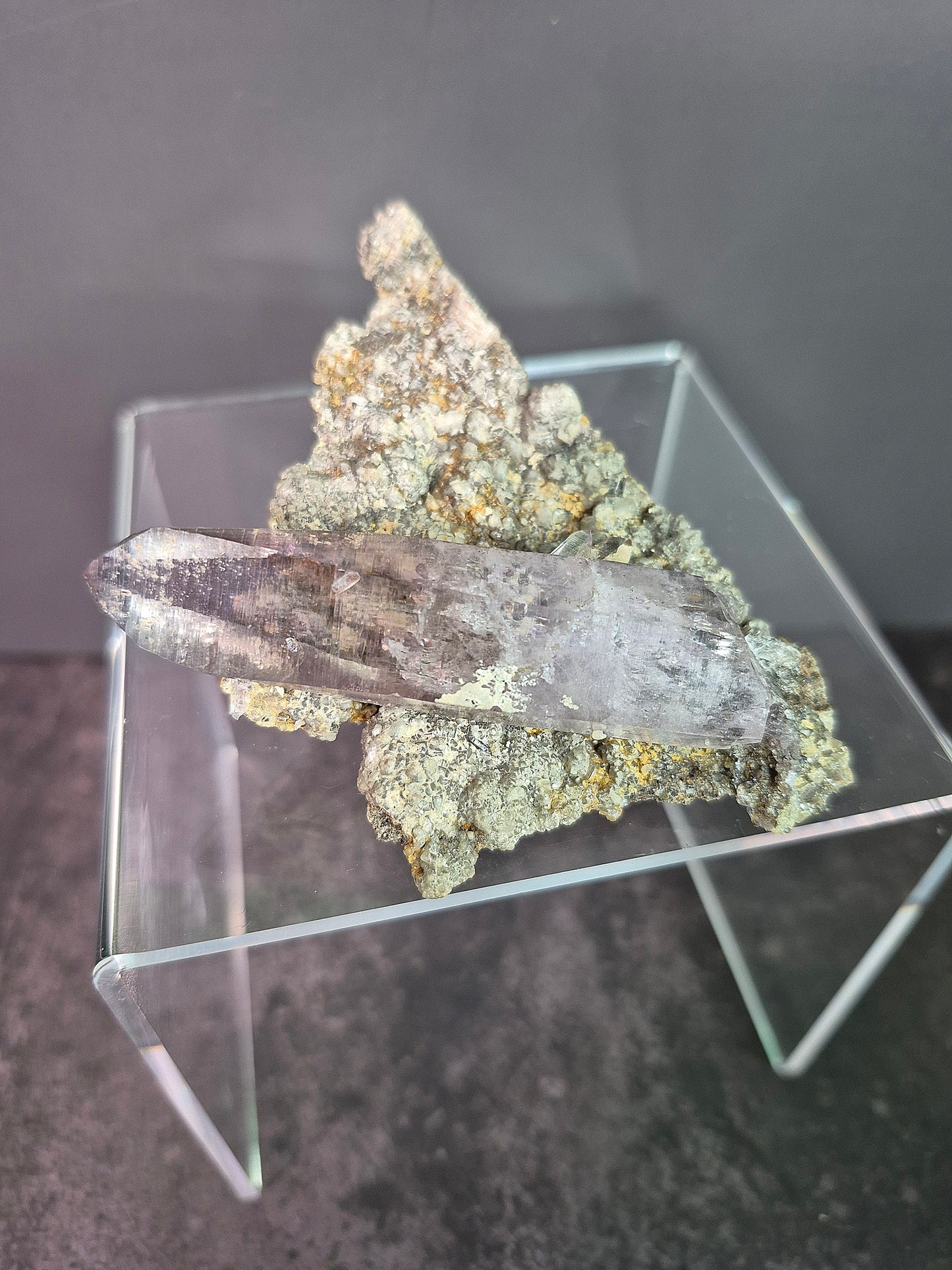 Veracruz Amethyst Points on Matrix