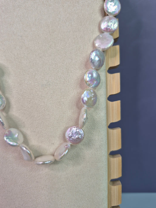 Stunning Pearl Necklace