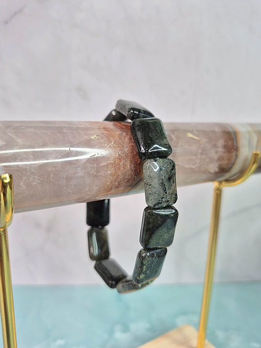 Black Garden Quartz Square Bracelet