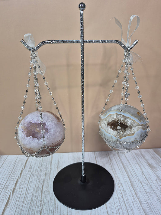 Balance/Justice Sphere Holder