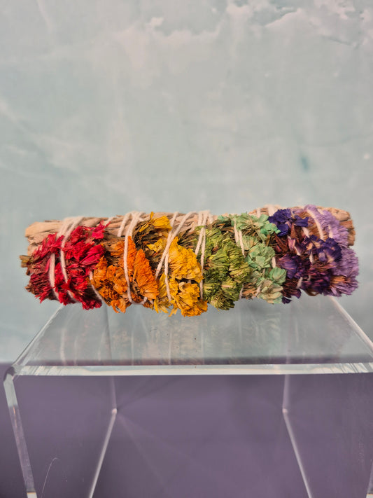 White Sage Bundle w/7 Chakra Sinuata Flowers