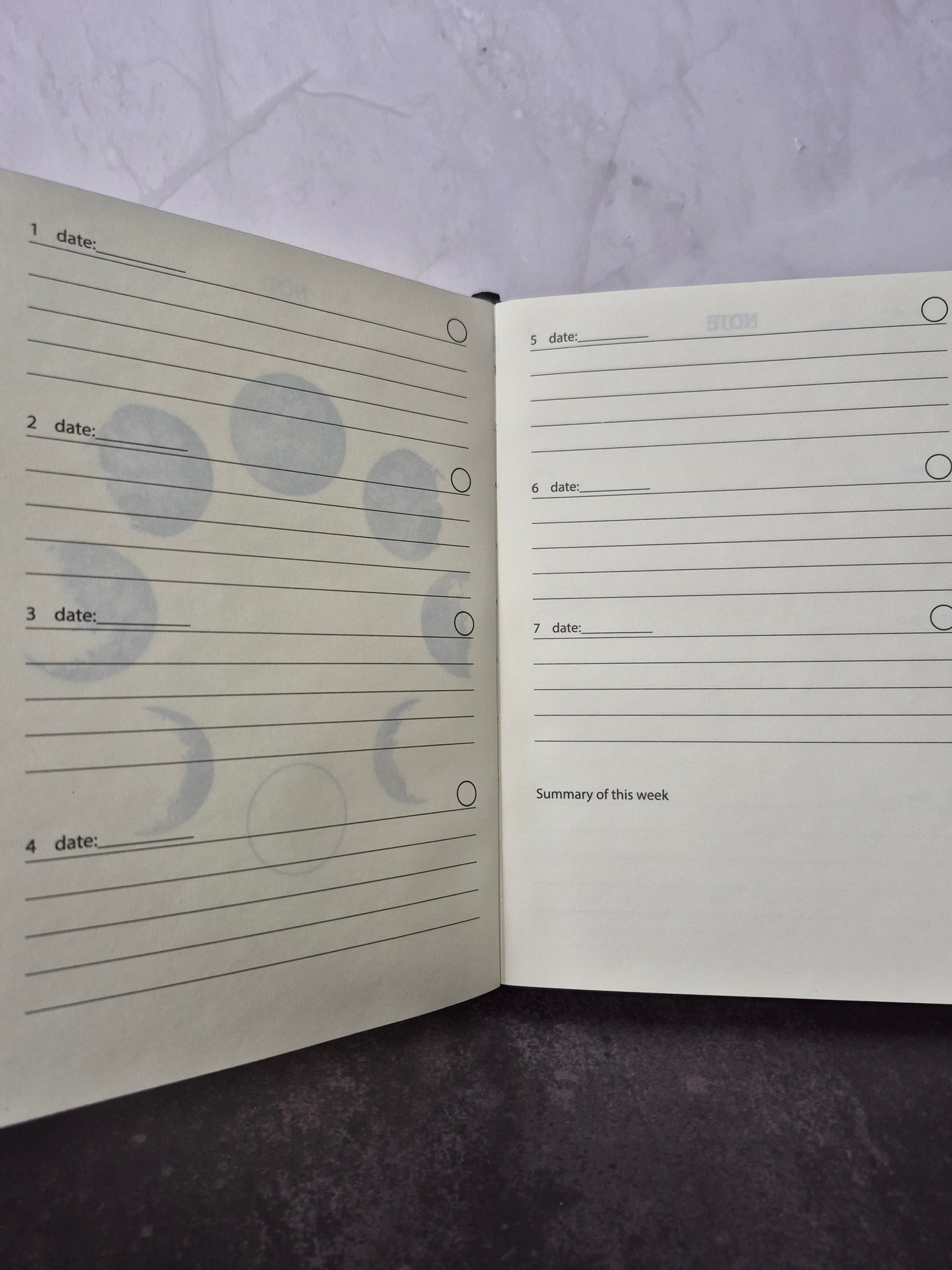 Moonphase Undated Weekly Planner