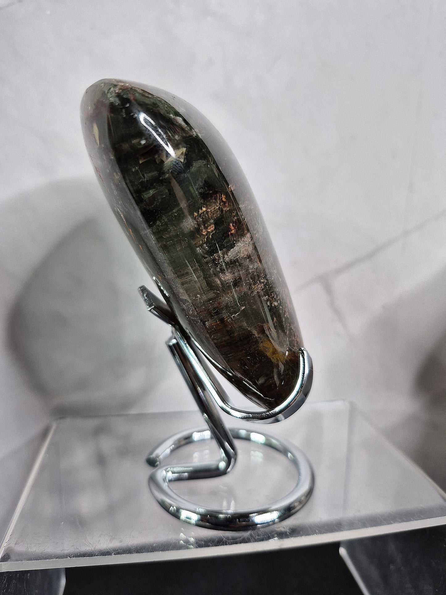 Stunning Garden Quartz Freeform with Stand