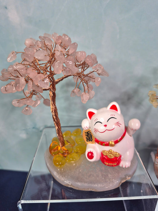 Solar-Powered Lucky Cat Money Trees