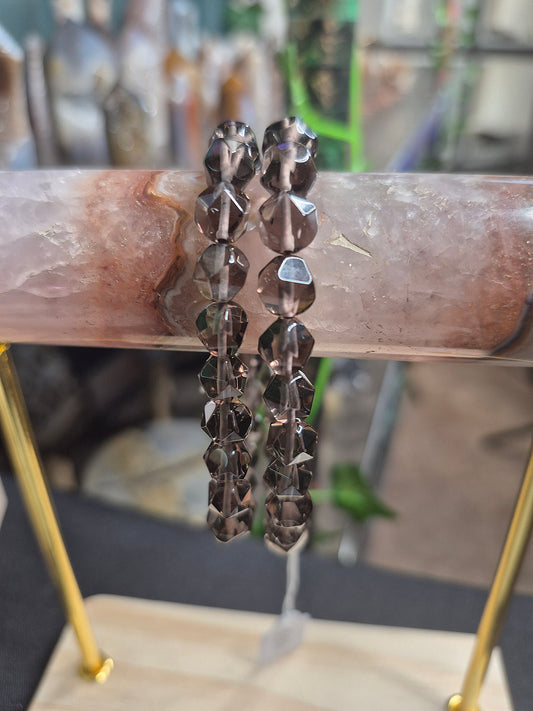 Faceted Cut Smoky Quartz Beaded Bracelet (8mm)