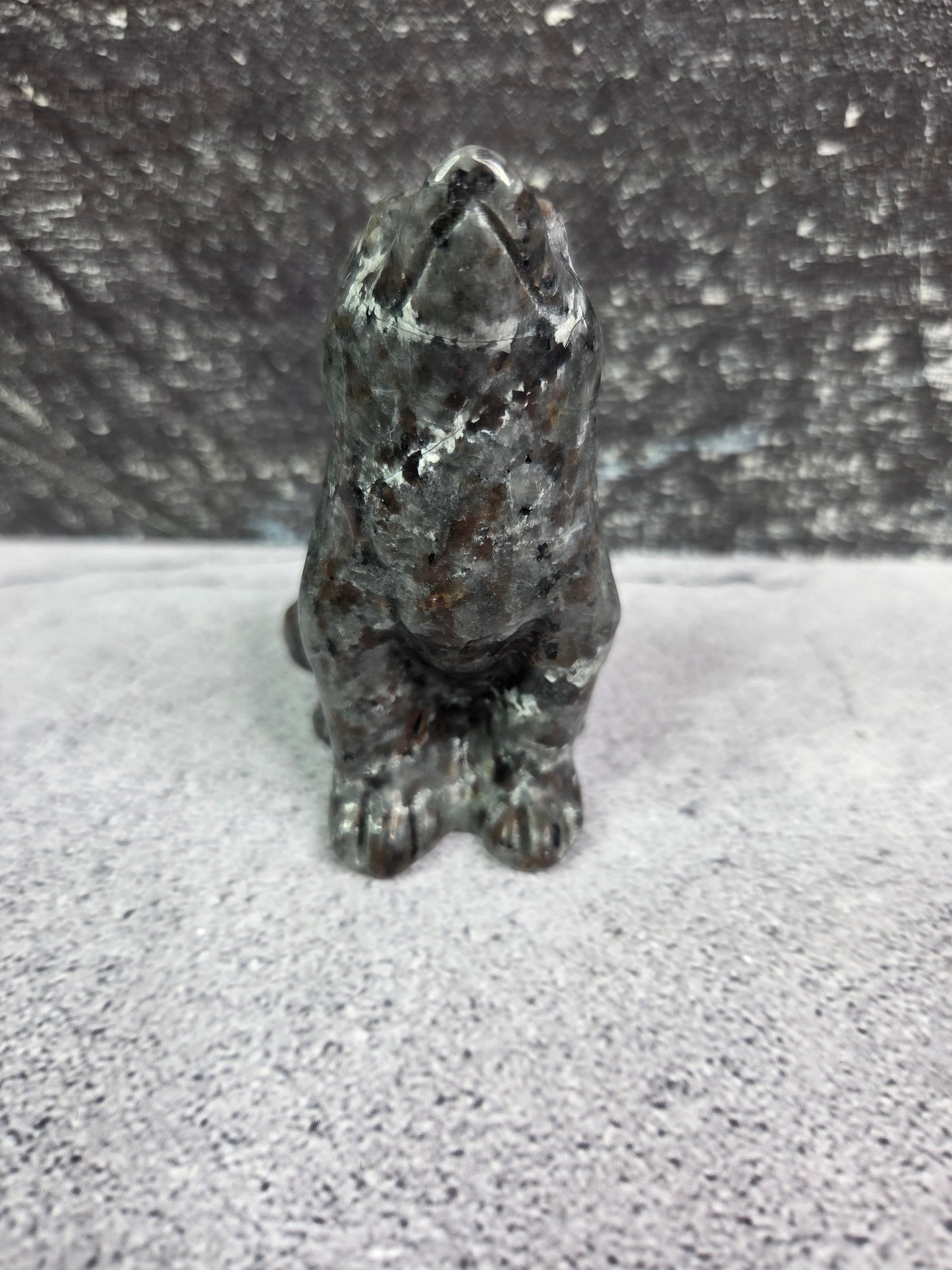 Yooperlite Wolf Carvings