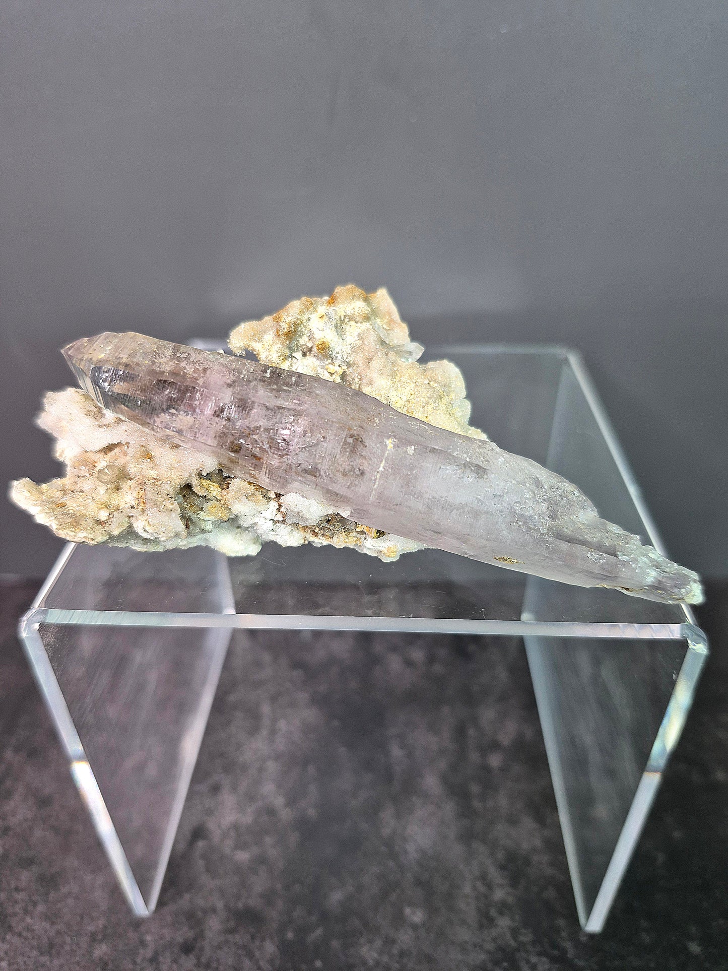 Veracruz Amethyst Points on Matrix
