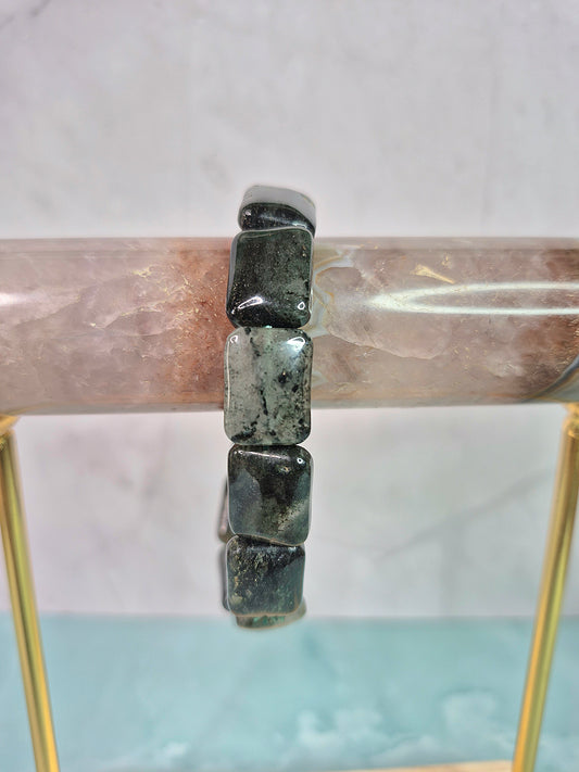 Black Garden Quartz Square Bracelet