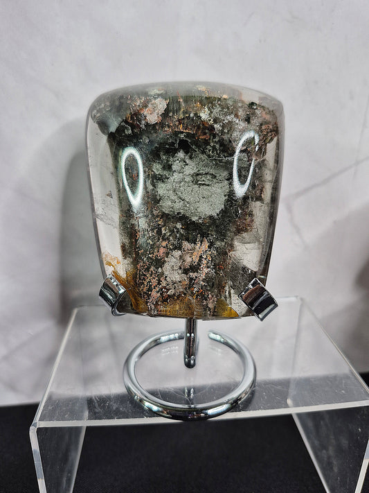 Stunning Garden Quartz Freeform with Stand