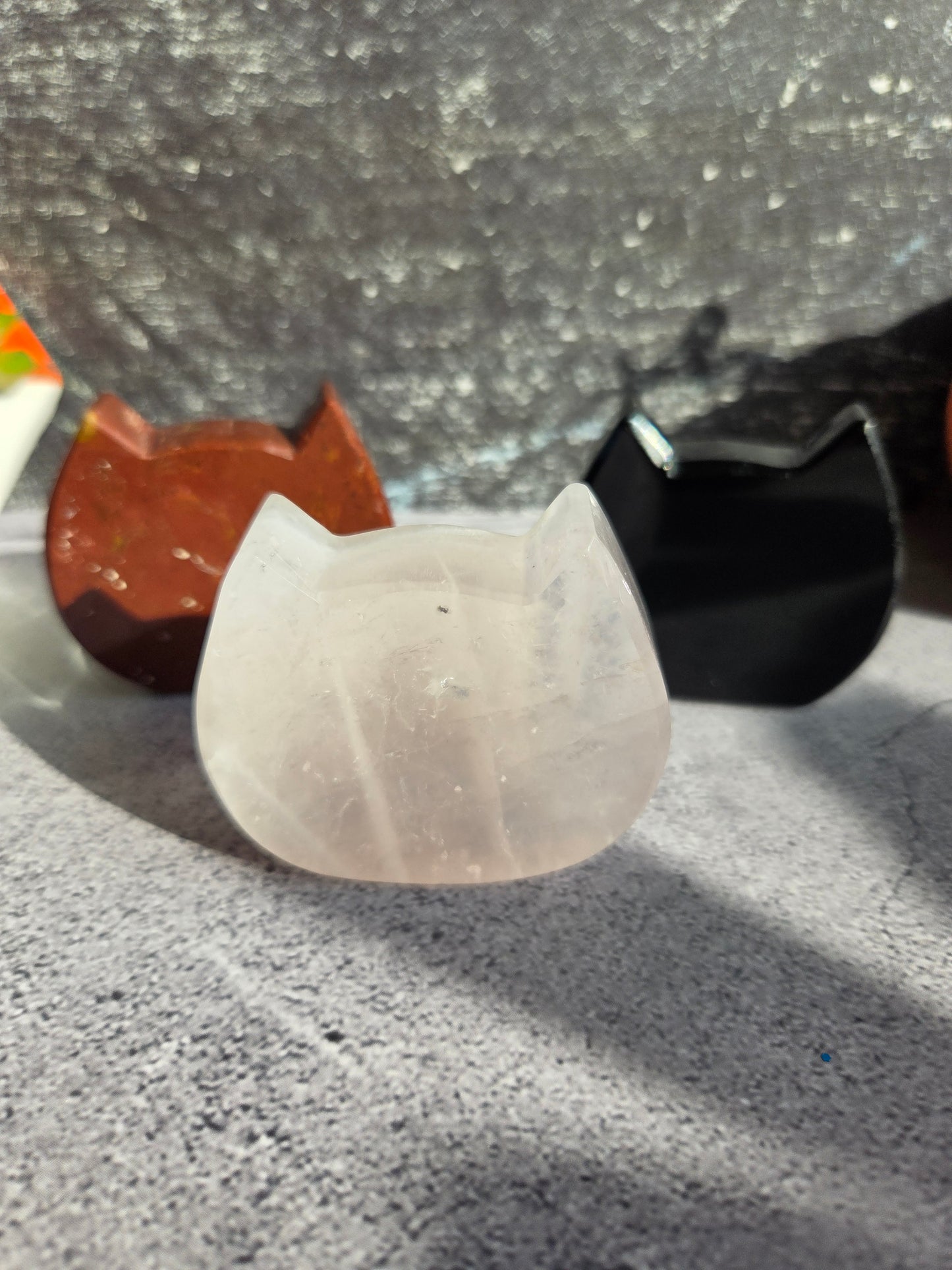 Cute Cat Head Carvings