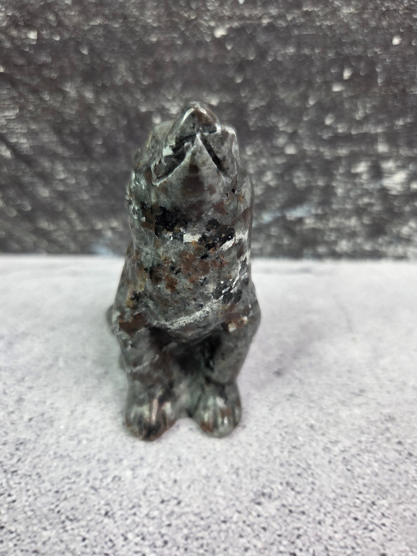Yooperlite Wolf Carvings